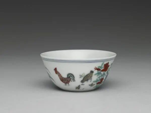 雍正粉彩鸡缸杯:法国贵族“看得懂”的中国瓷器